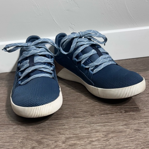 Sorel Womens Out N About Plus Lace Sneaker - Women’s 7.5 - Picture 1 of 6